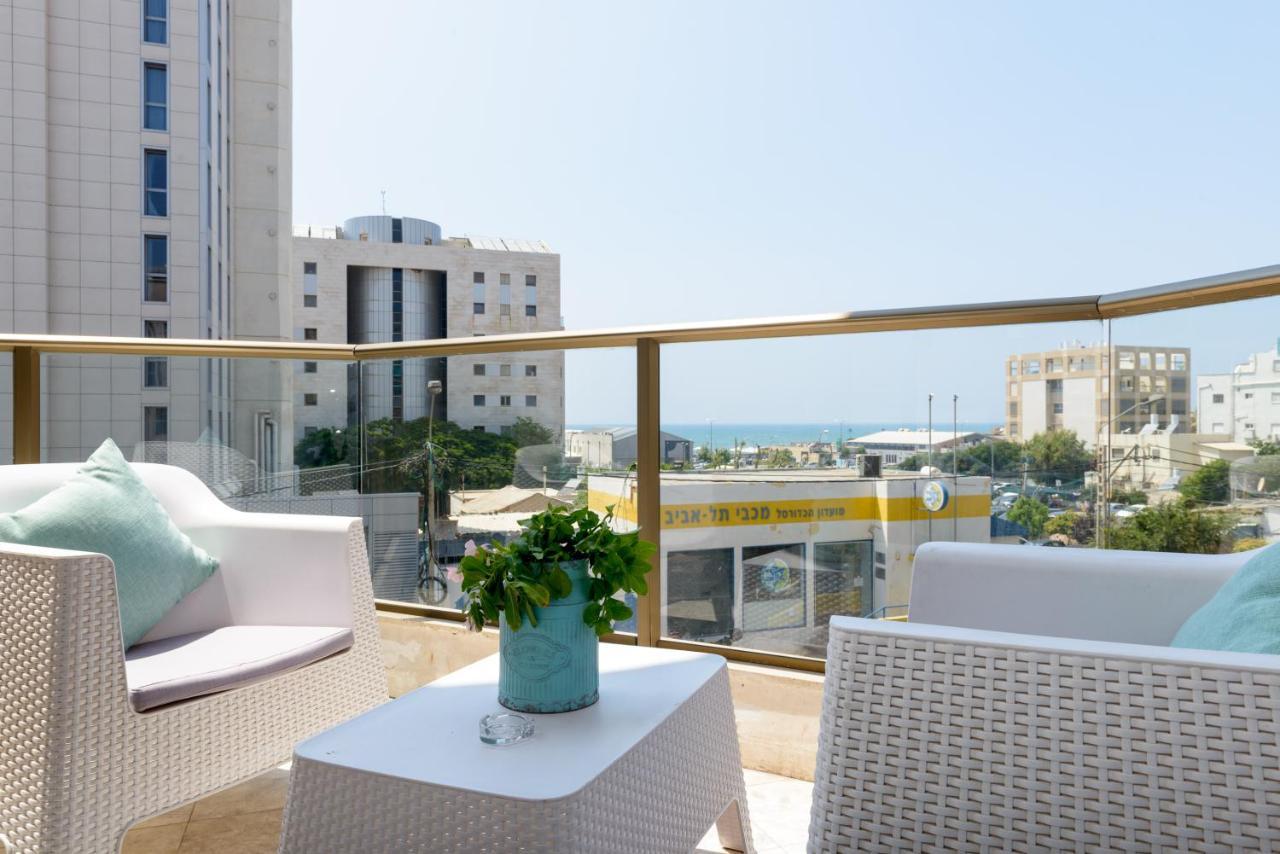 Studio & Apartments On The Beach By Aspentlv Тель-Авив Экстерьер фото